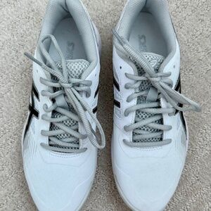 Asics Tennis Sneakers